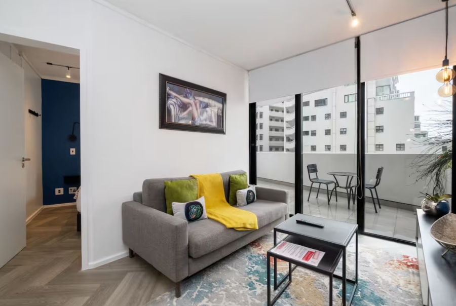 1 Bedroom Property for Sale in Sea Point Western Cape